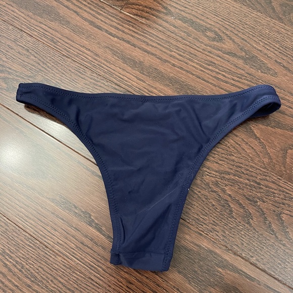 Aerie cheeky bikini bottoms - Picture 2 of 3